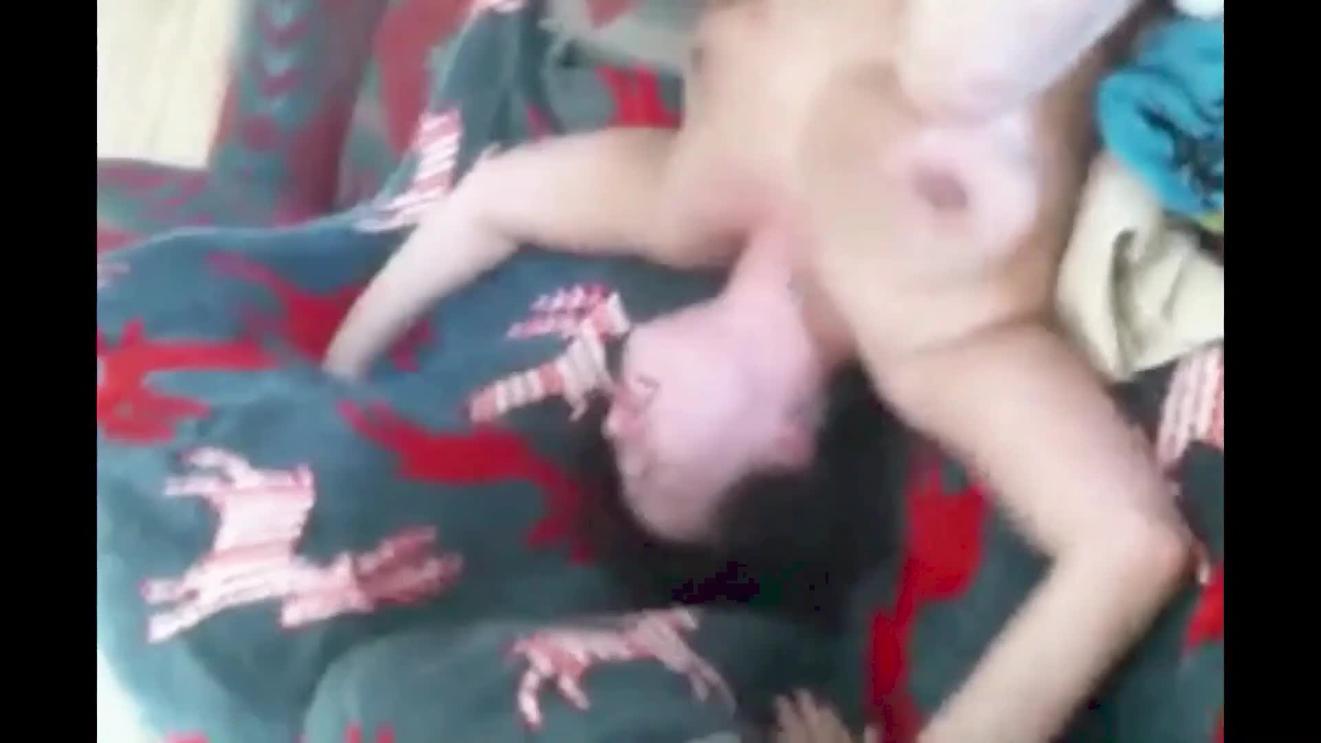 Pic #1Boobs Shaking