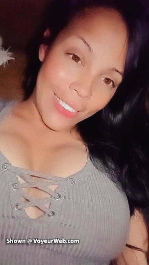 Pic #1 VENEZOLANA DE VALENCIA    YVETT DUARTE - Big Tits