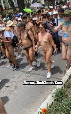 Pic #1They carry out the first Naked Day in Mexico City to normalize nudity. Part 2