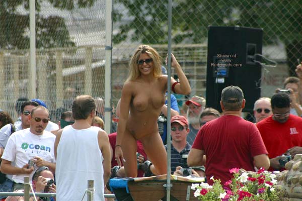 Pic #1Brian's Nudes Aug 2002 #3