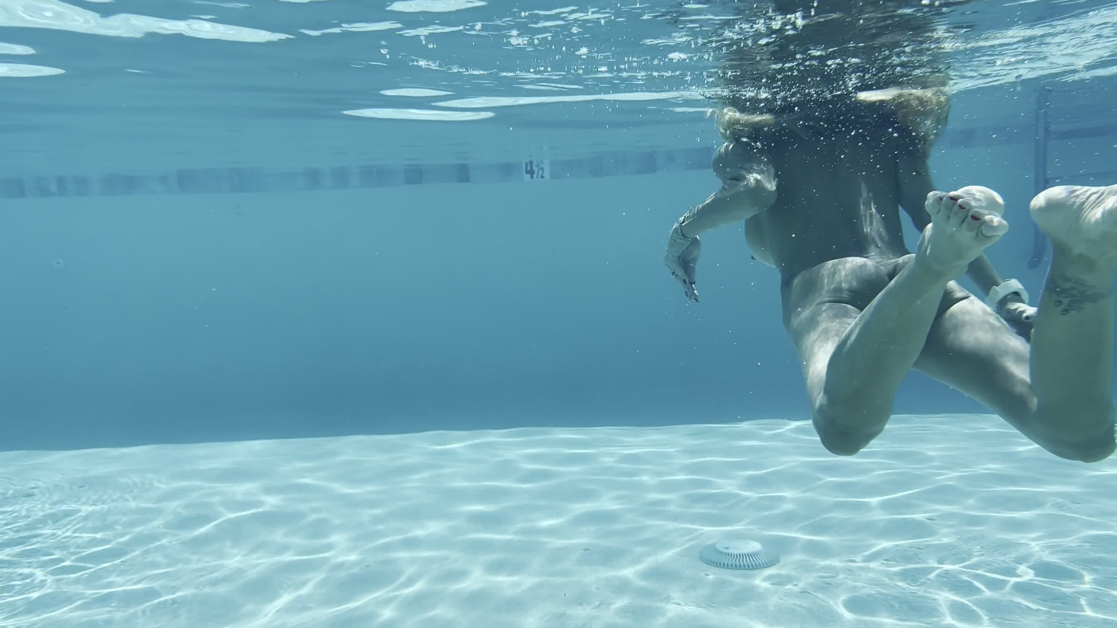 Pic #1Swimming at the hotel naked