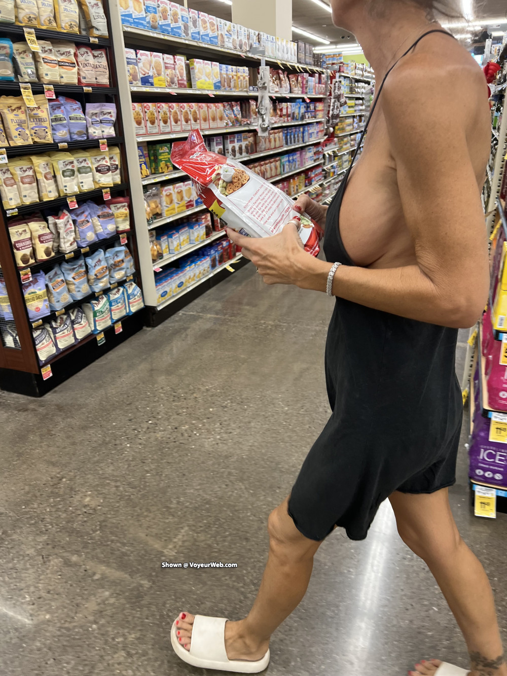 Pic #1Showing off at the market - Amateur, Big Tits, Blonde, Firm Ass, Flashing, Flashing Tits, Hard Nipples, Public Exhibitionist, Public Place, Pussy, Topless Amateurs, Topless Wives