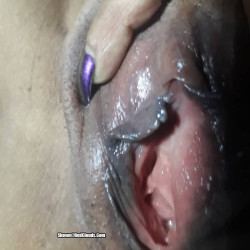 Pic #1Mostrandose nelly