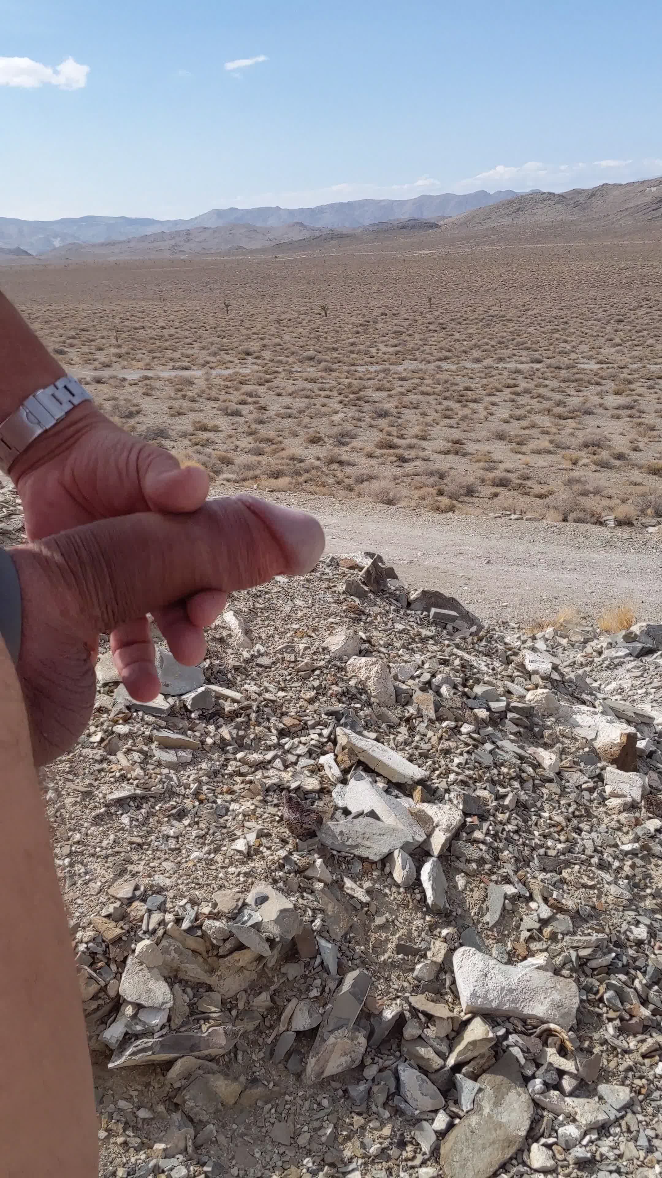 Pic #1Walking Nude in Death Valley