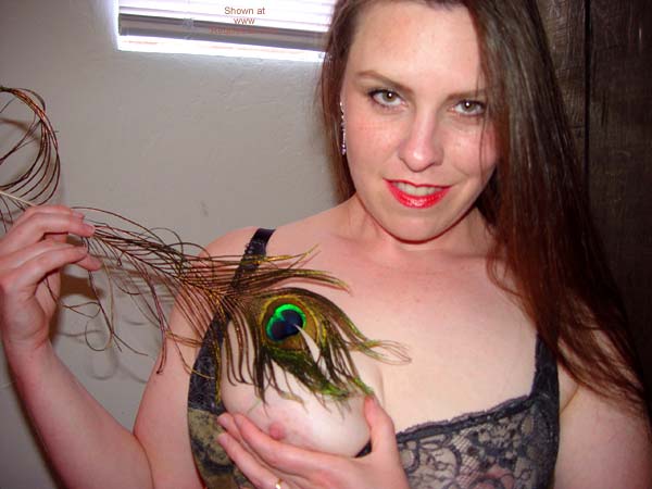 Pic #1Vicki's Ass Up-Close and Personal