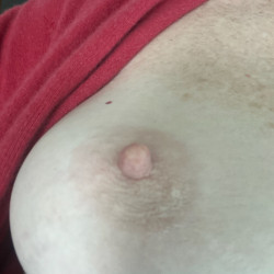 Medium tits of my girlfriend - D From DE (not Germany)