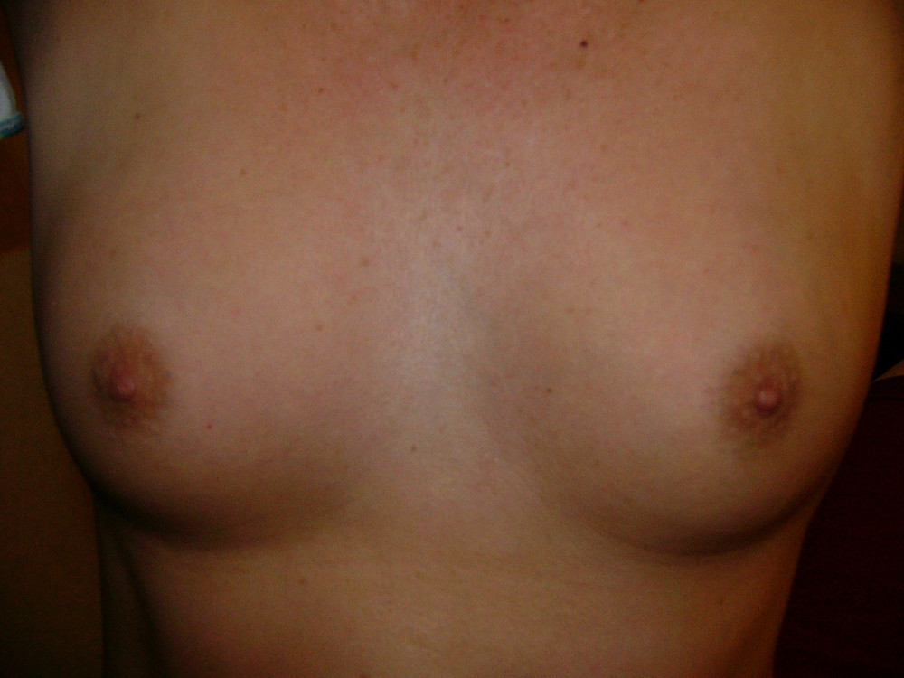 Pic #1 Small tits of my wife - Insecure