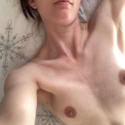 Pic #1 Kerry Naughty Topless