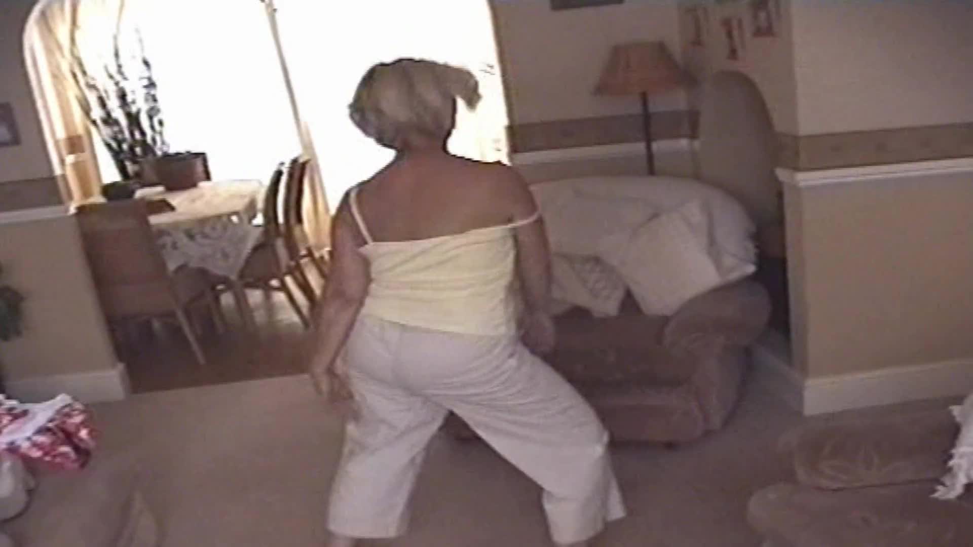 Pic #1Making her Tiny Titties Fly