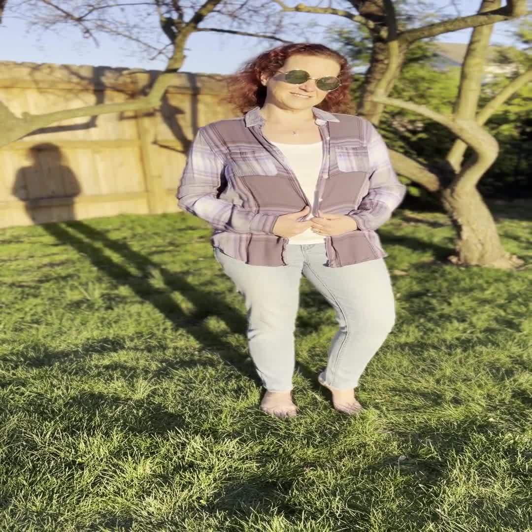 Pic #1Sexy Outdoor Striptease - Girls Stripping, Mature, Mature Ass, Mature Pussy, Nature, Nude Amateurs, Nude Wives, Outdoors