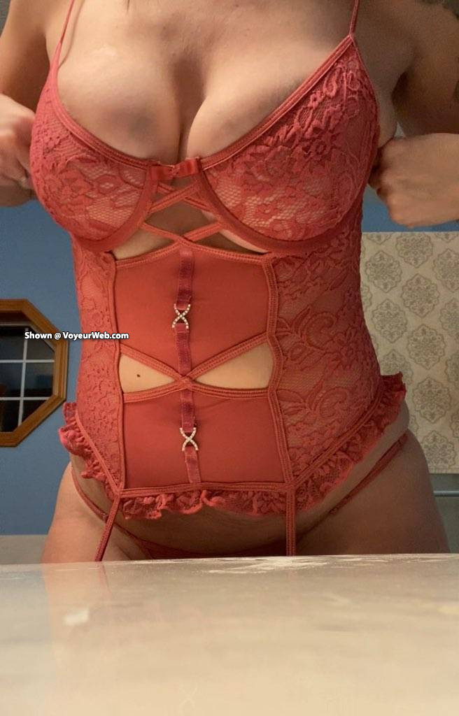 Pic #1 Sharing pics of GF