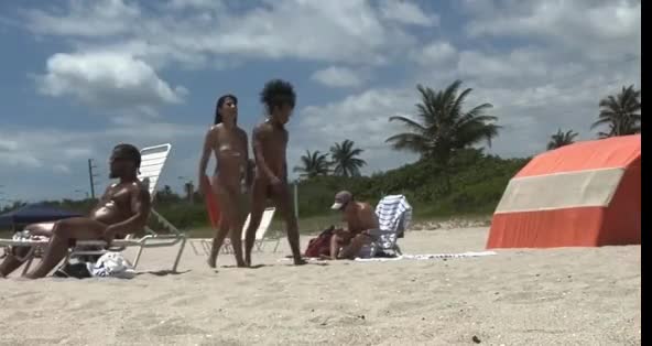 Pic #1Haulover Walk By