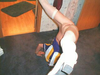 Pic #1 My ex-wife's ass - Laura