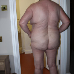 Pic #1 DENISE (44F) STRIPPING