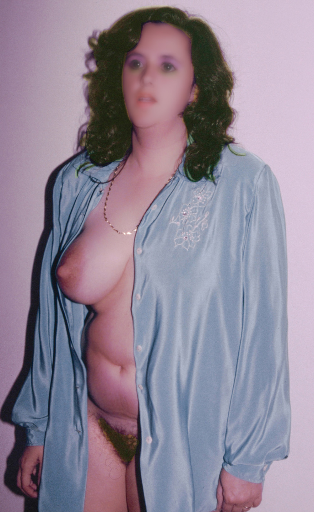 Pic #1 Medium tits of my girlfriend - Joana