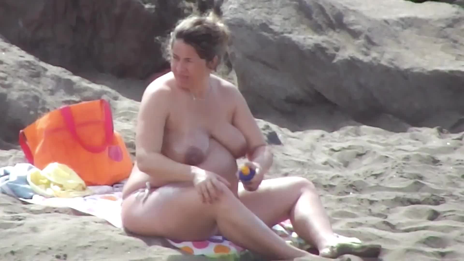 Pic #1bbw pregnant topless