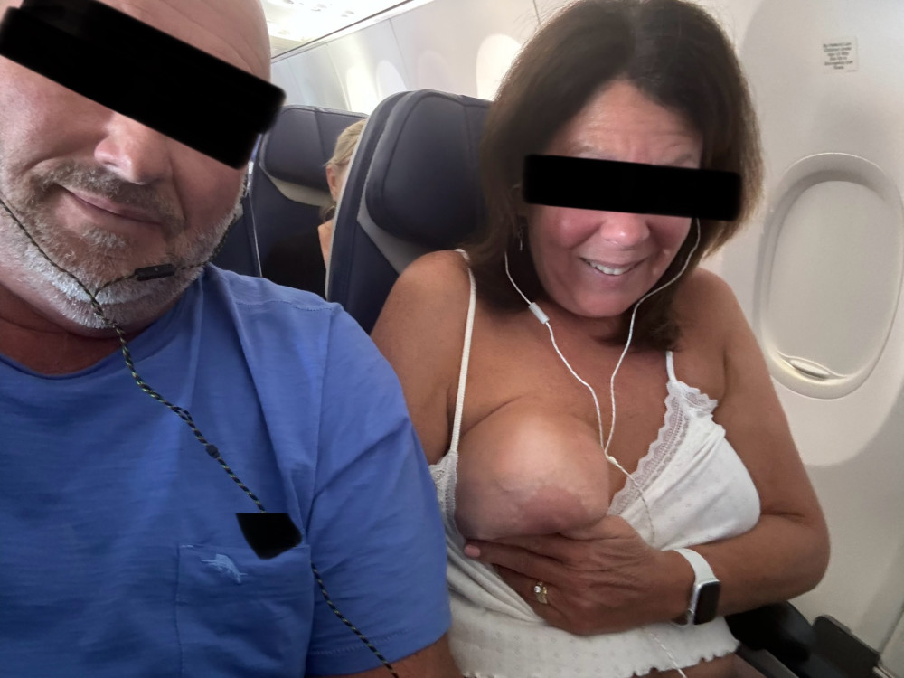 Pic #1Weekend Getaway Titties and Pussy