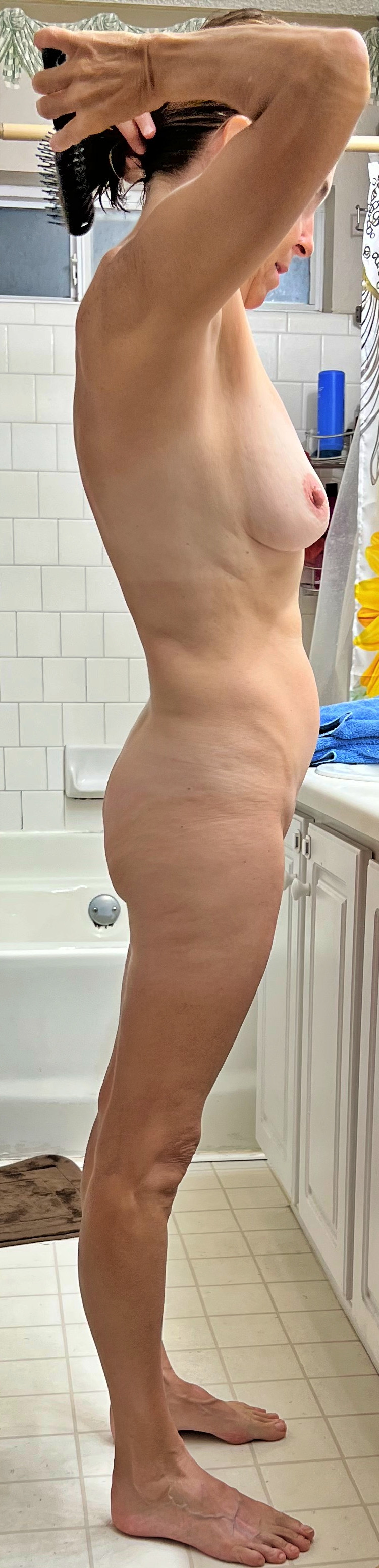 Pic #1 Medium tits of my wife - Deann