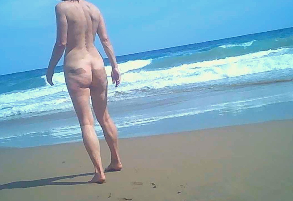 Pic #1 My wife's ass - AAASandy