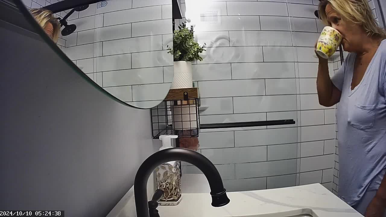 Pic #1Joanne Tanner a Real Teacher Caught in the Shower