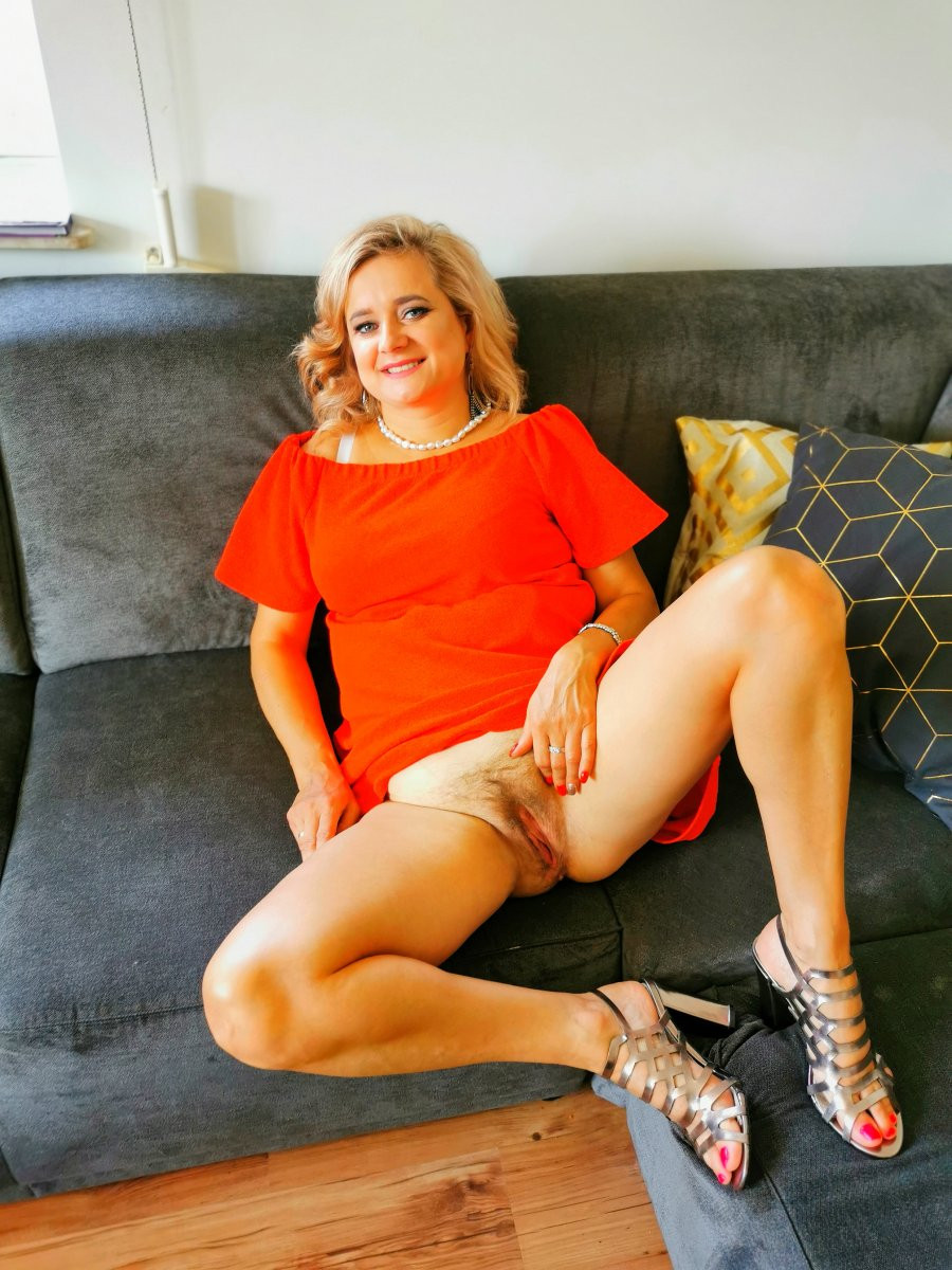 Pic #1Karen Hot polish wife