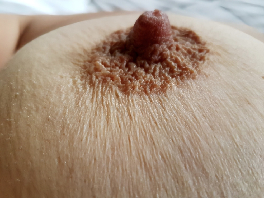 Pic #1 Large tits of my wife - KatieP