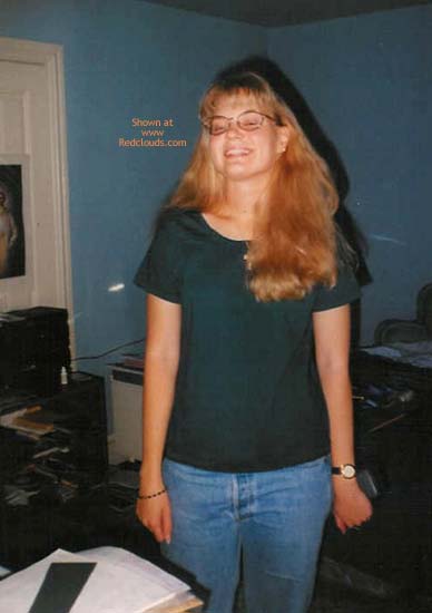 Pic #1*HS Blondie with Upskirt and Spread 1