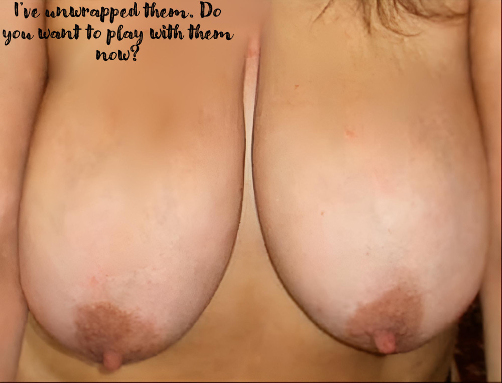 Pic #1 Large tits of my wife - Annie