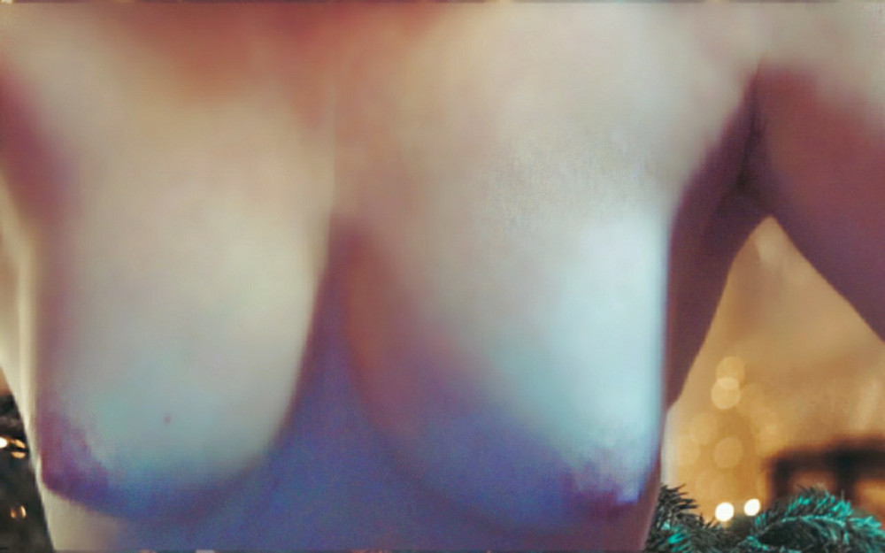 Pic #1 My small tits - Marci