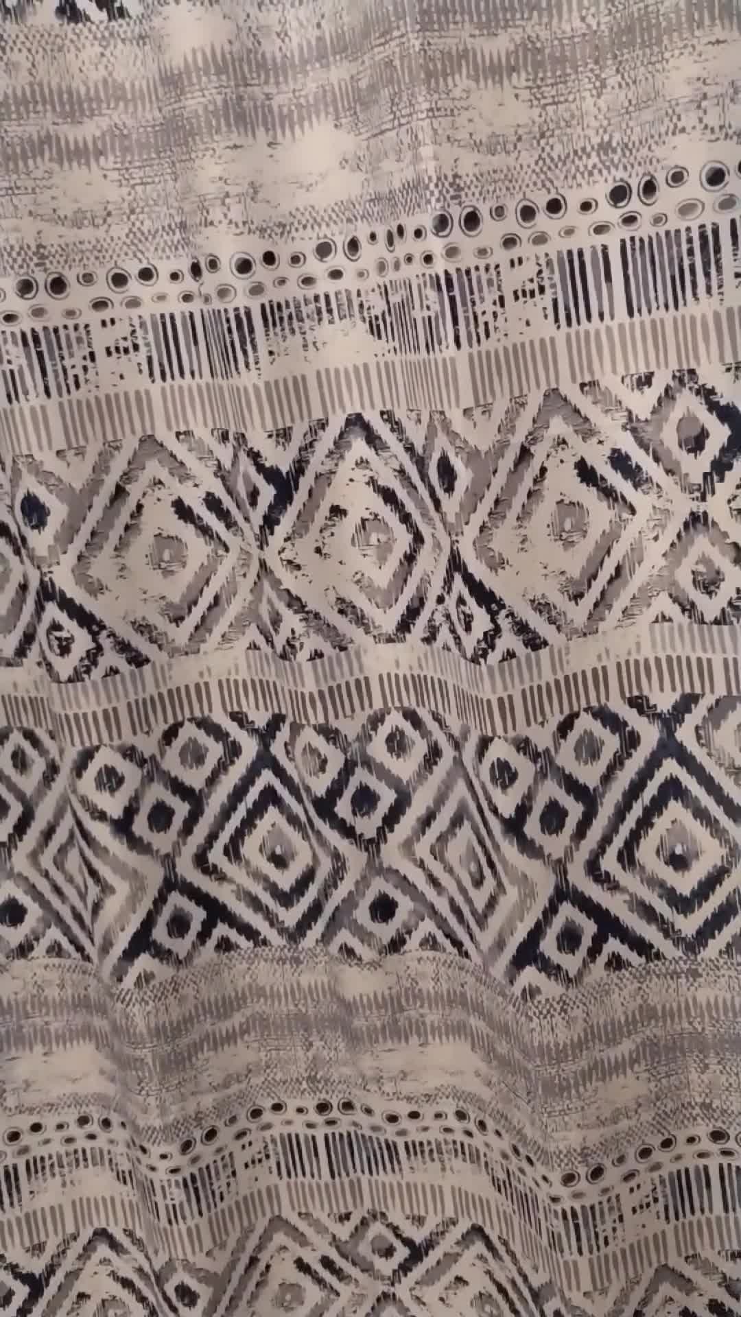 Pic #1VICTIM OF VOYEURISM