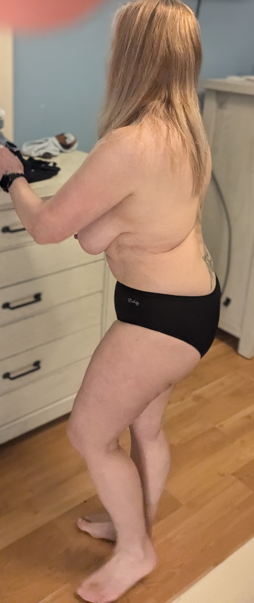 Pic #1 Large tits of my wife - 32ddd