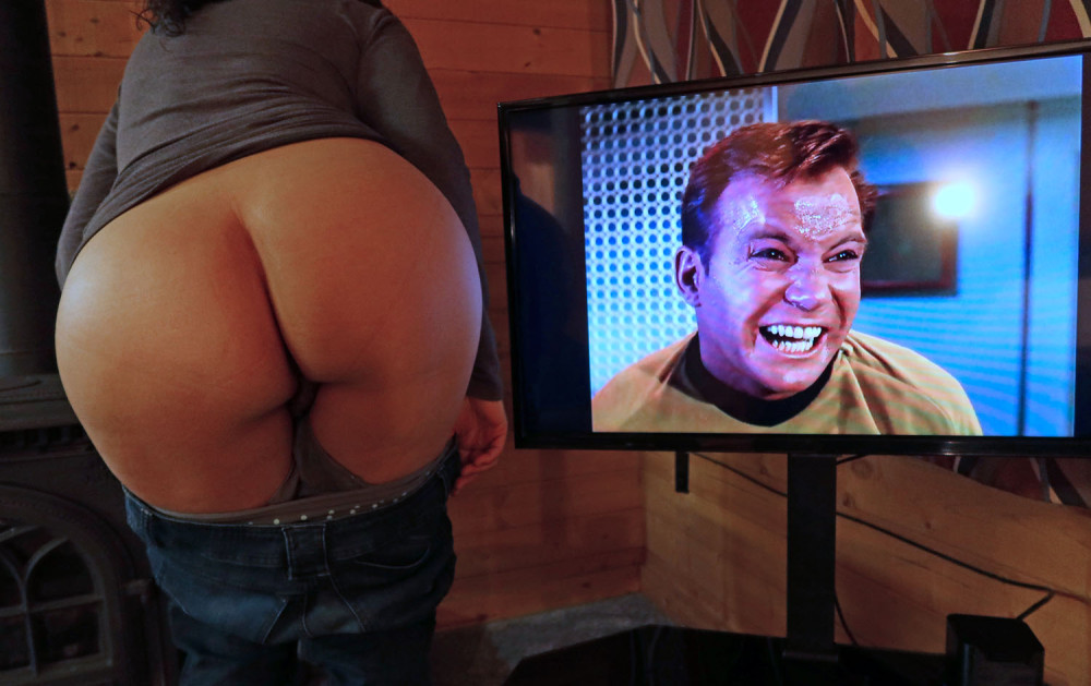 Pic #1 My ass - Chickpea