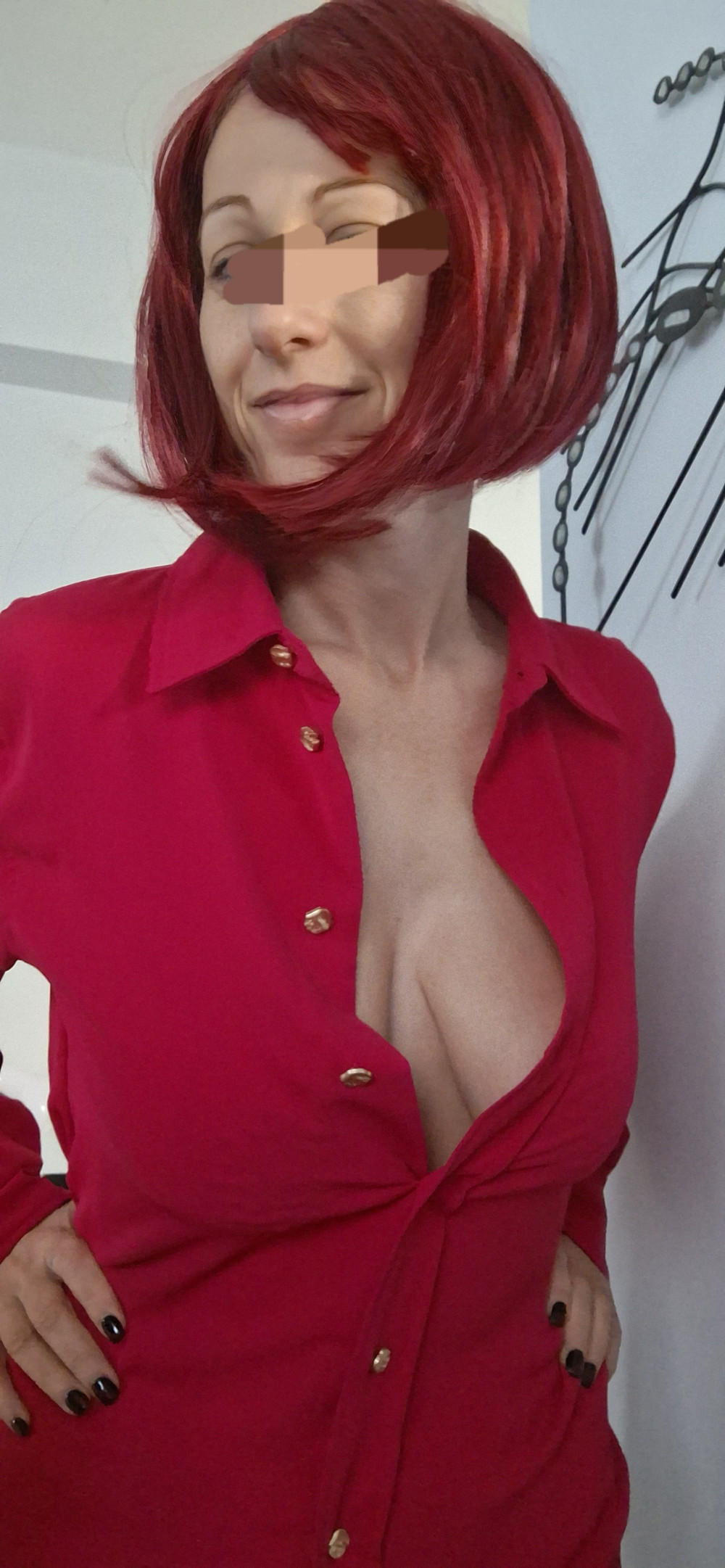 Pic #1 My large tits - Red passion