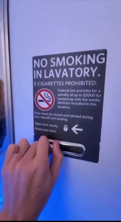 Pic #1Airplane ride part 1