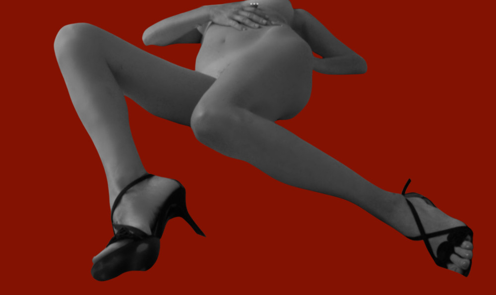 Pic #1 My medium tits - elene from paris
