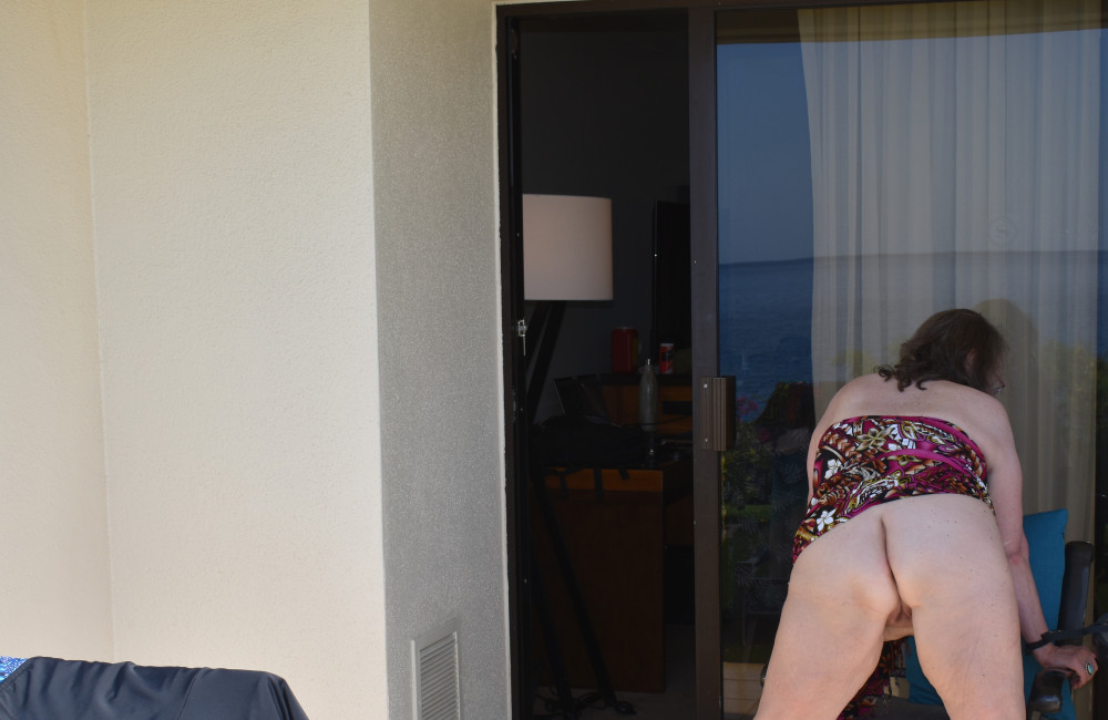 Pic #1 My ass - TopazAndHerPAL