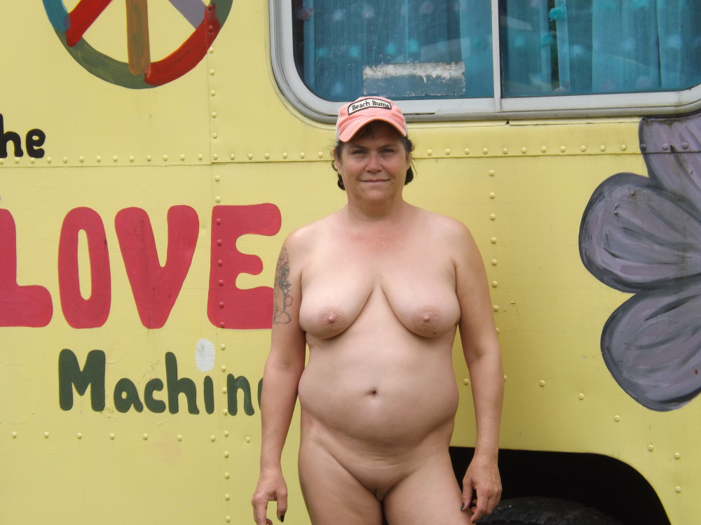 Pic #1 nudist wife