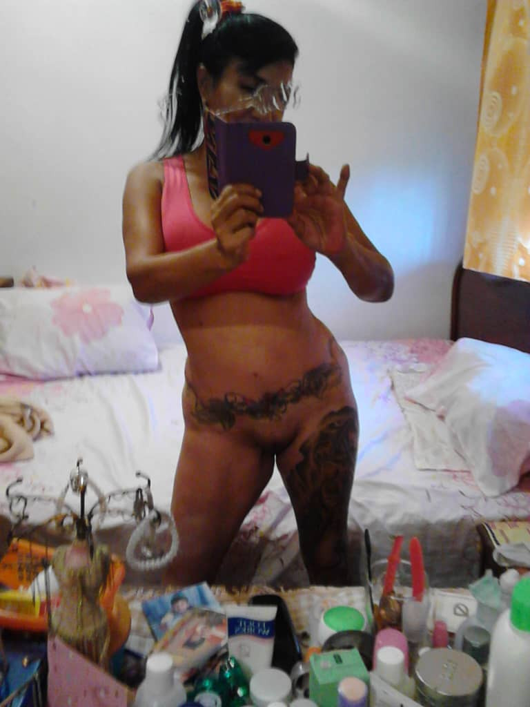 Pic #1 La tatuada 5