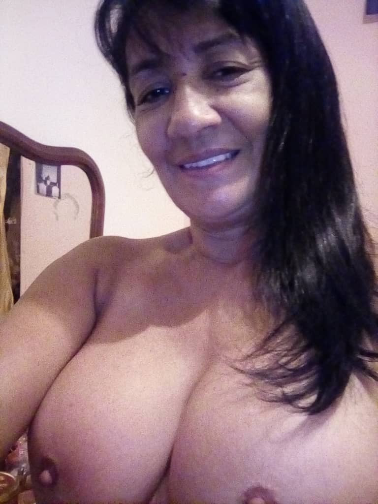 Pic #1 La tatuada 12