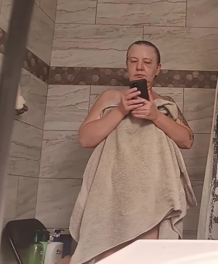 Pic #1My mom cherie gets out of the shower