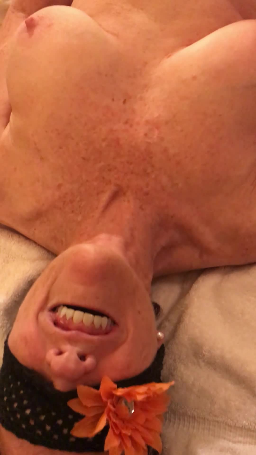 Pic #1Kathy cums