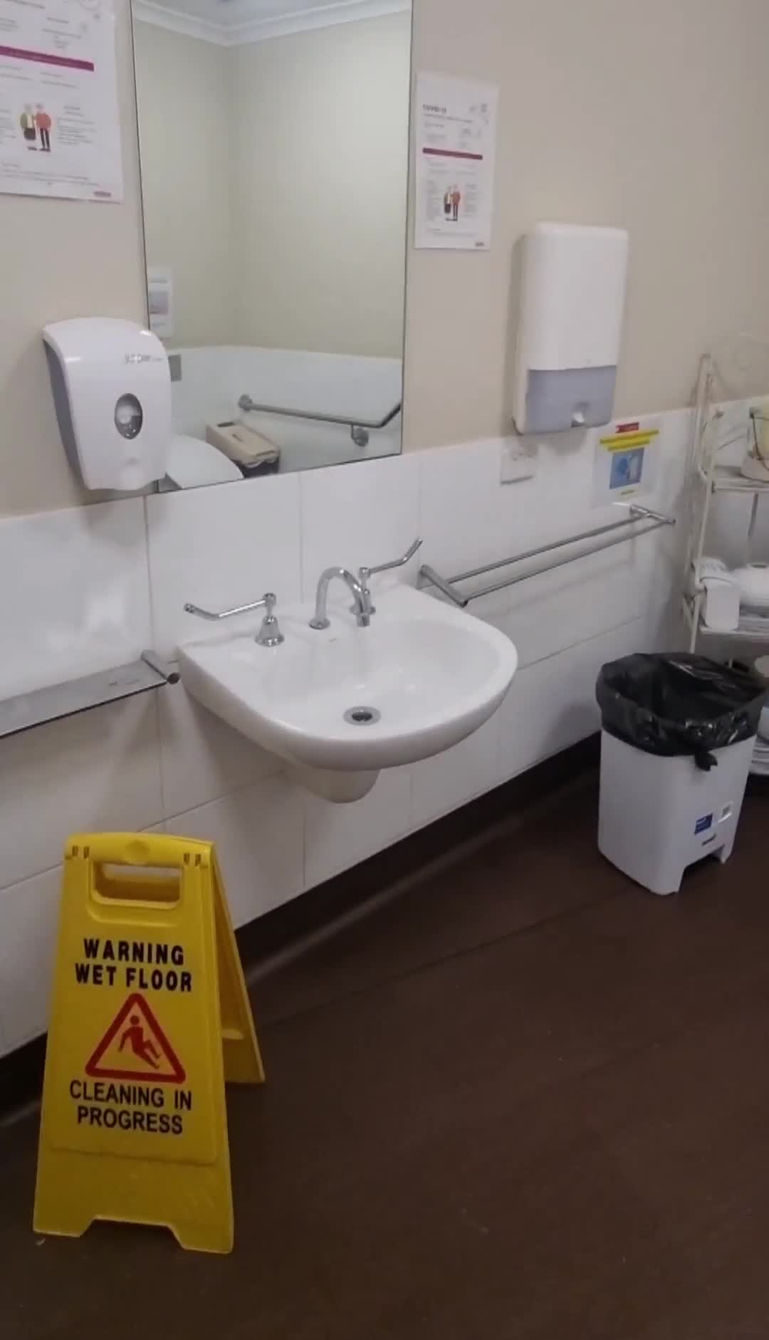 Pic #1Public toilet