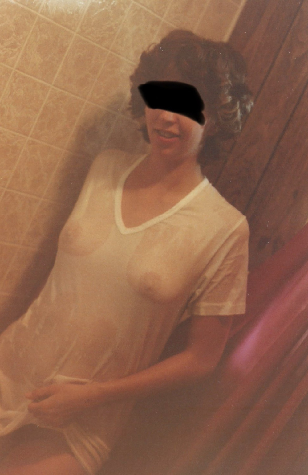 Pic #1 Small tits of my girlfriend - Not telling