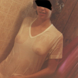 Small tits of my girlfriend - Not telling