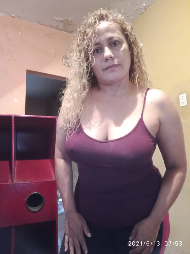 Pic #1 La catira tetona 13