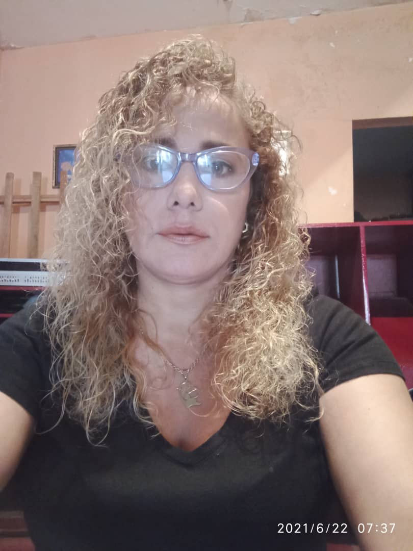 Pic #1La catira tetona 21