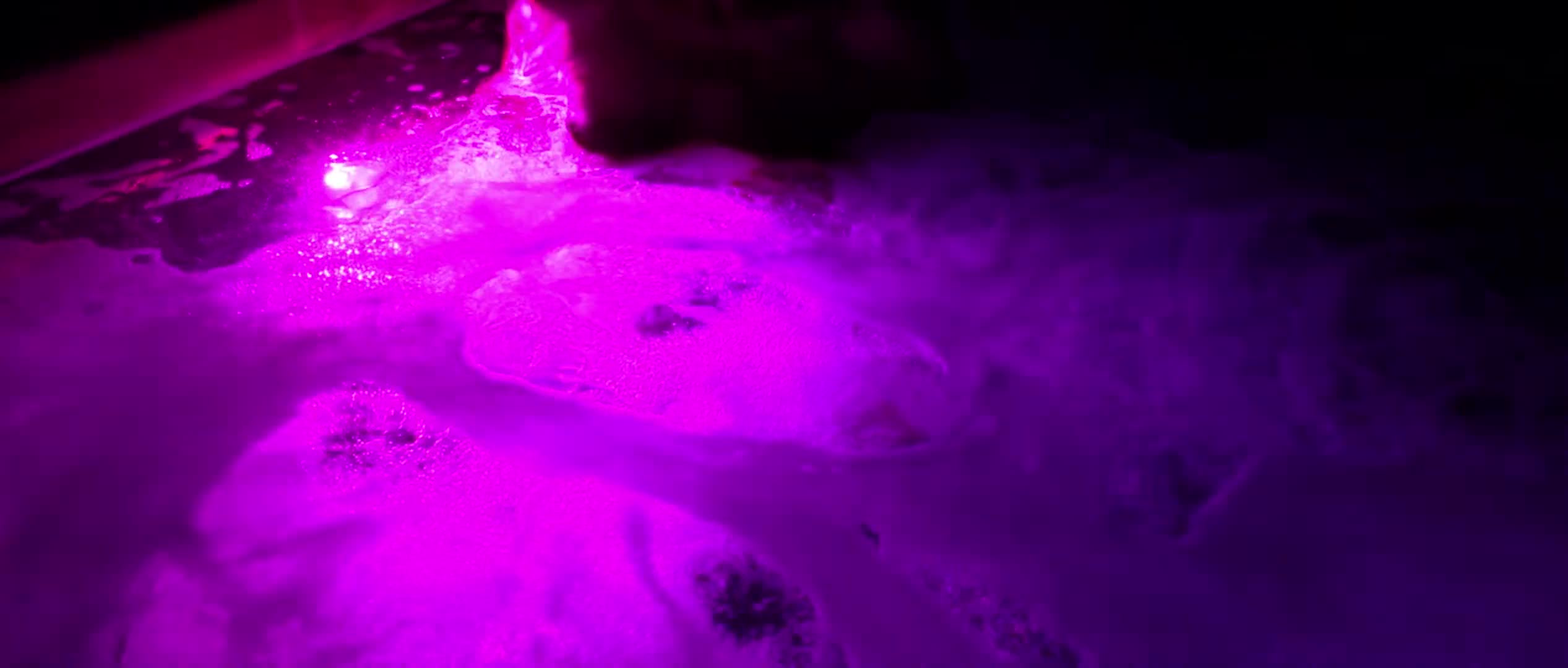 Pic #13am in the hot tub