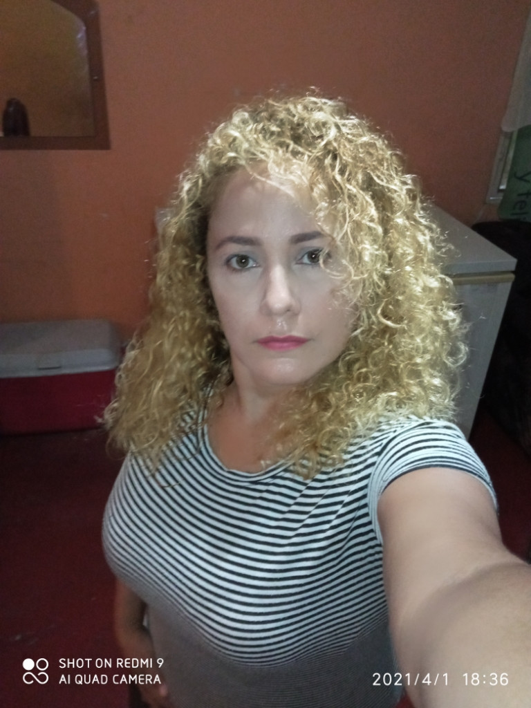 Pic #1La catira tetona 29