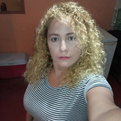 Pic #1 La catira tetona 29
