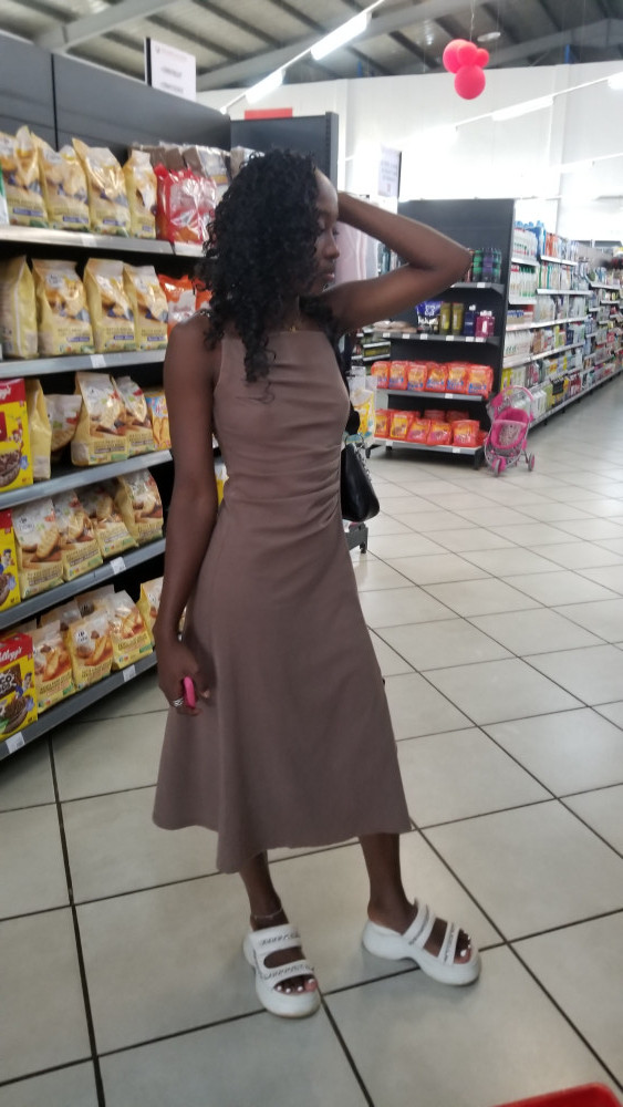 Pic #1Narcera undresses little by little